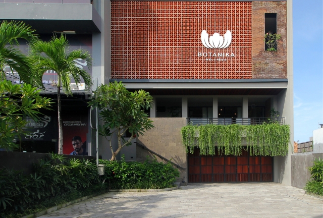 バリ島 スミニャック ボタニカウェルネスの外観