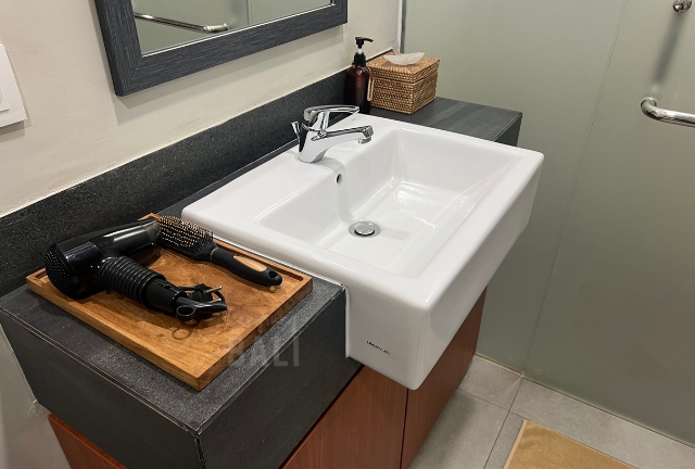 バリ島 スミニャック ボタニカウェルネスのヘアドライヤー